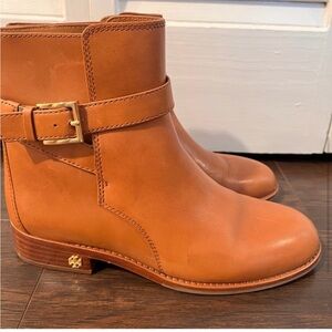 Tan Tory Burch Ankle Boot. Size 8